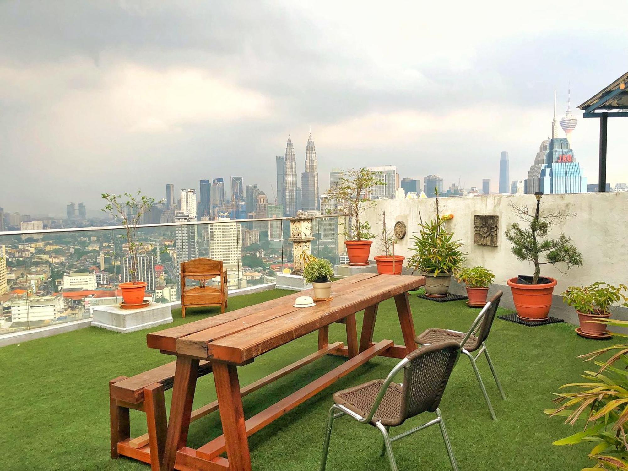 Penthouse On 34 - The Highest Unit And Best Views In Regalia & Private Rooftop Terrace, Kuala Lumpur